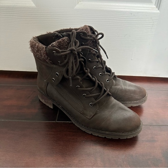 Size 9.5 Denver Hayes Women's Falen Lined Lace Up Combat Boots - Picture 2 of 6